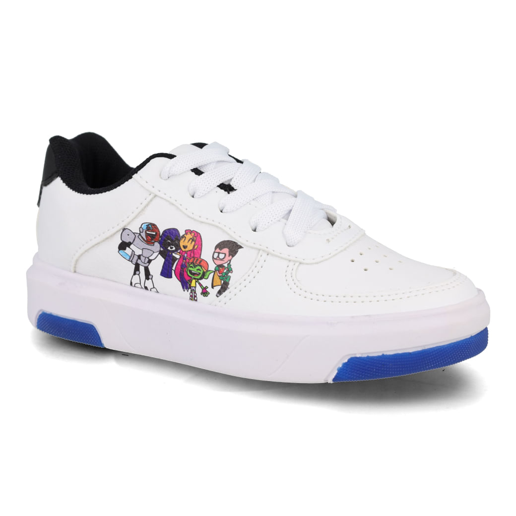 Tênis Warner infantil branco com detalhes dos Jovens Titãs visto de outro ângulo